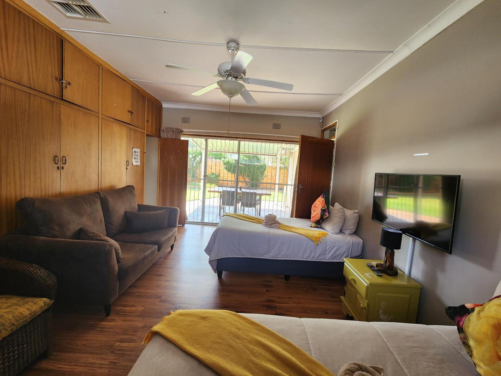 Midway Overnight Rooms Kimberley Extérieur photo